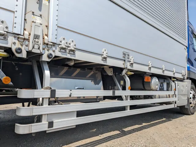 UD クオン 2PG-CD5CA(6x2)の写真35