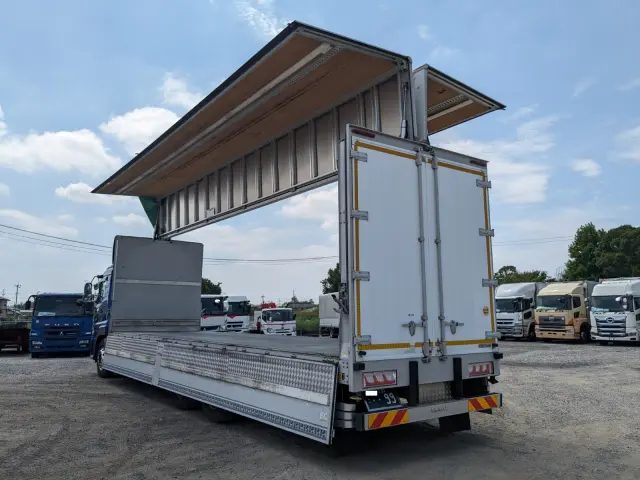 UD クオン 2PG-CD5CA(6x2)の写真37