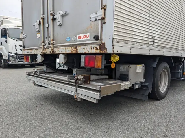 いすゞ エルフ SKG-NPR85AN(2WD)の写真7