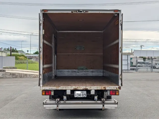 いすゞ エルフ SKG-NPR85AN(2WD)の写真9