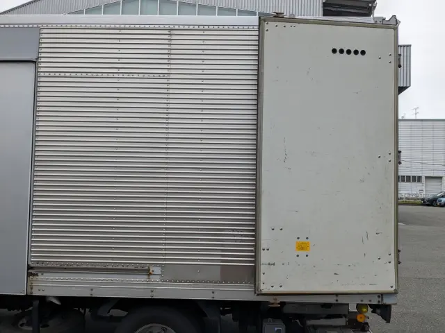 いすゞ エルフ SKG-NPR85AN(2WD)の写真11