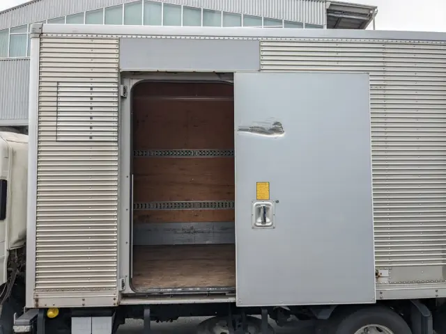 いすゞ エルフ SKG-NPR85AN(2WD)の写真15