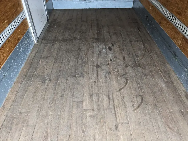 いすゞ エルフ SKG-NPR85AN(2WD)の写真22