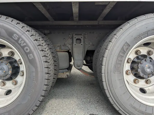 三菱 スーパーグレート QKG-FS54VZ(8x4)の写真12