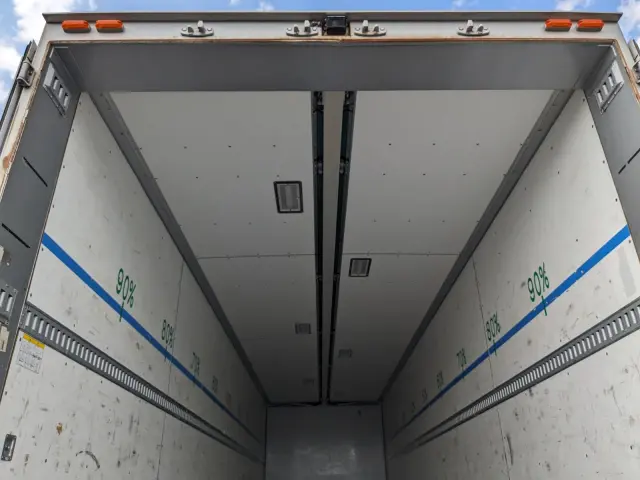 三菱 スーパーグレート QKG-FS54VZ(8x4)の写真19