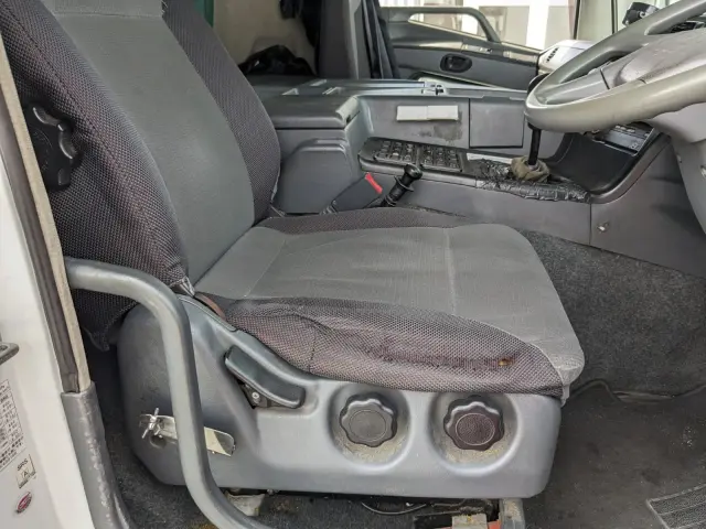 三菱 スーパーグレート QKG-FS54VZ(8x4)の写真36