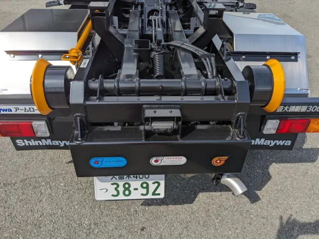 三菱 キャンター 2RG-FBAV0(2WD)の写真15