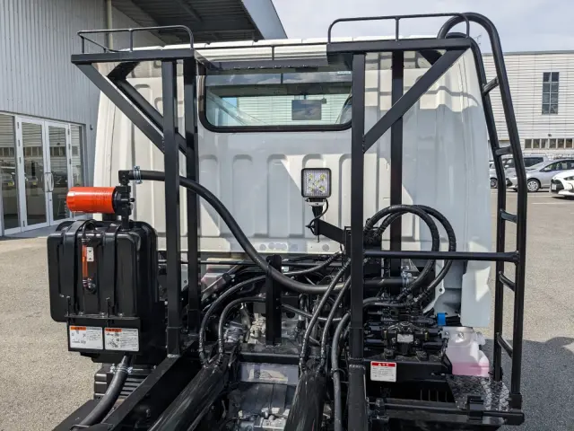 三菱 キャンター 2RG-FBAV0(2WD)の写真24