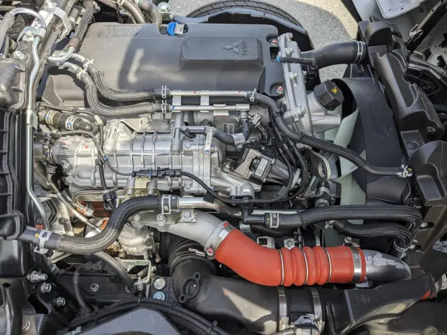 三菱 キャンター 2RG-FBAV0(2WD)の写真35