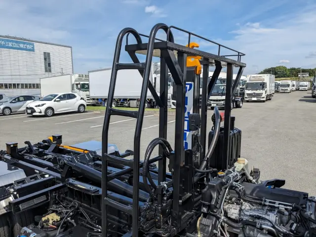 三菱 キャンター 2RG-FBAV0(2WD)の写真36