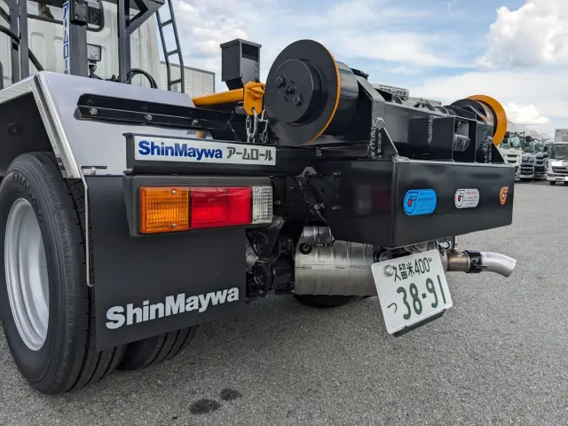 三菱 キャンター 2RG-FBAV0(2WD)の写真5