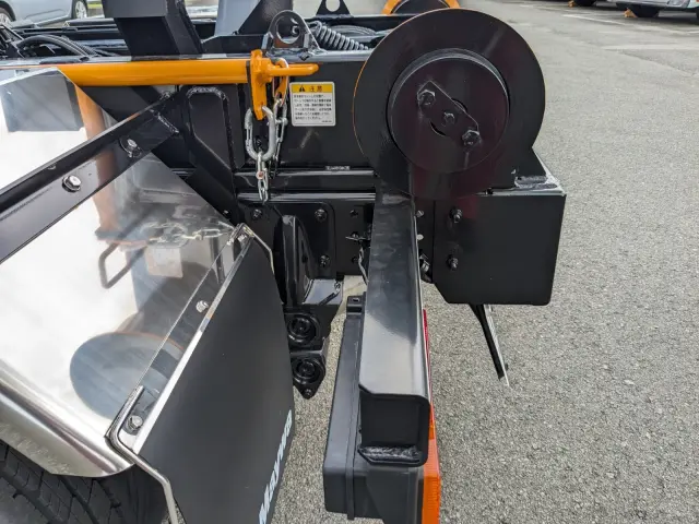 三菱 キャンター 2RG-FBAV0(2WD)の写真8