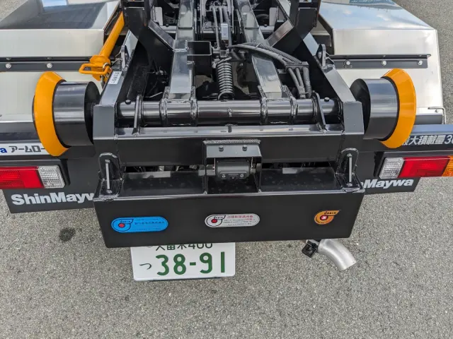 三菱 キャンター 2RG-FBAV0(2WD)の写真15