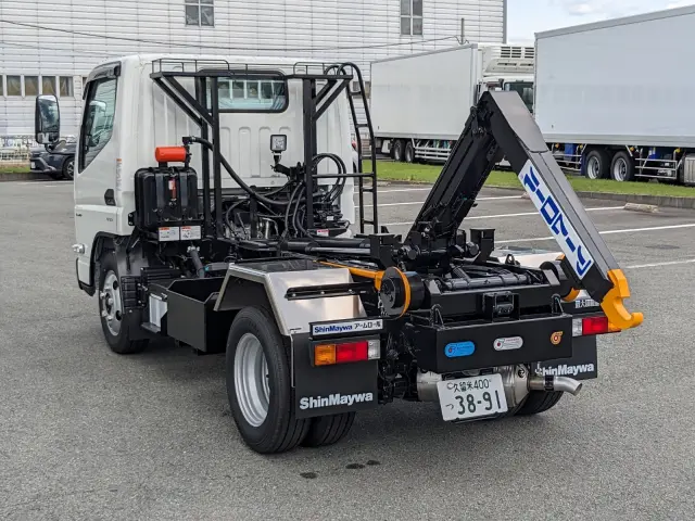 三菱 キャンター 2RG-FBAV0(2WD)の写真20