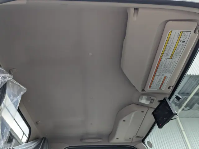 三菱 キャンター 2RG-FBAV0(2WD)の写真25
