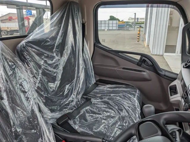 三菱 キャンター 2RG-FBAV0(2WD)の写真28