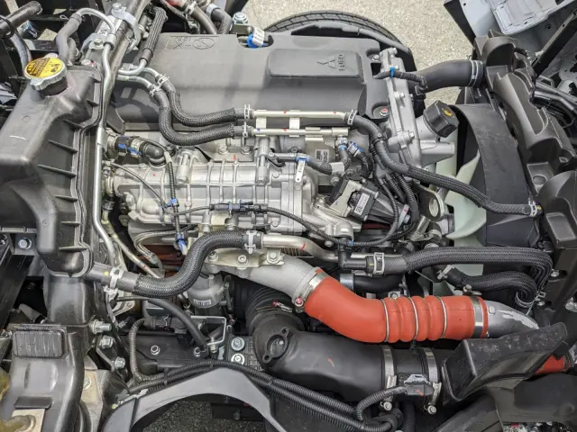 三菱 キャンター 2RG-FBAV0(2WD)の写真36