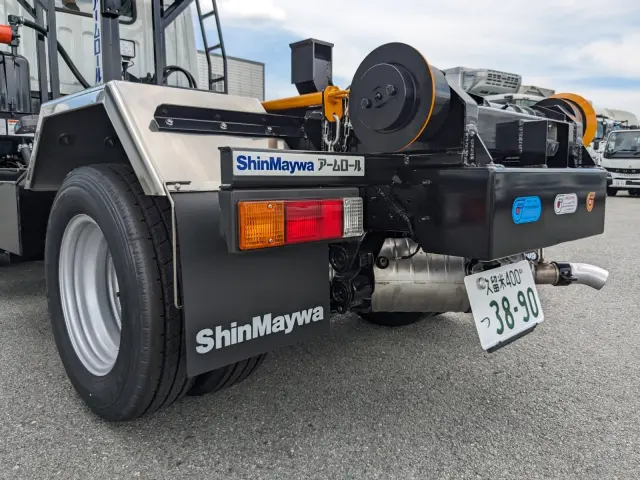 三菱 キャンター 2RG-FBAV0(2WD)の写真6