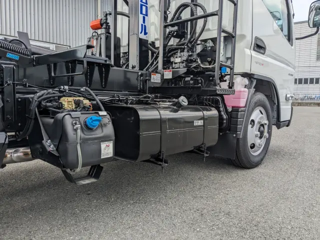 三菱 キャンター 2RG-FBAV0(2WD)の写真14