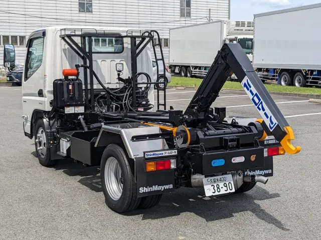 三菱 キャンター 2RG-FBAV0(2WD)の写真21