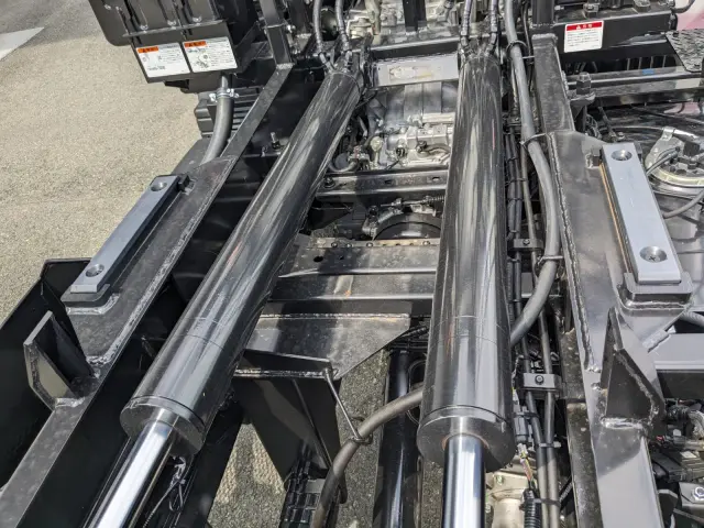 三菱 キャンター 2RG-FBAV0(2WD)の写真23