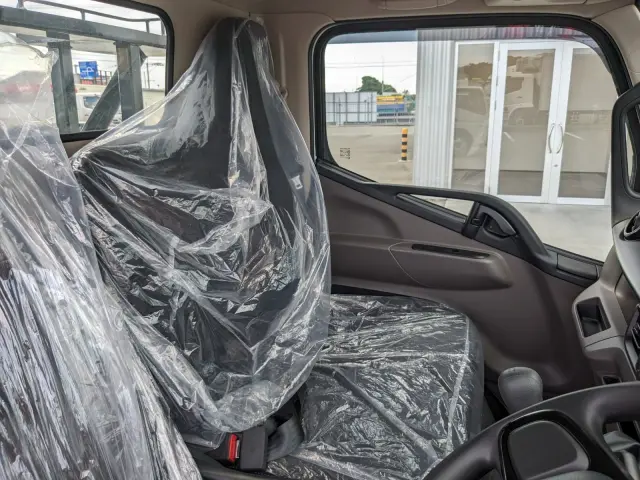 三菱 キャンター 2RG-FBAV0(2WD)の写真26