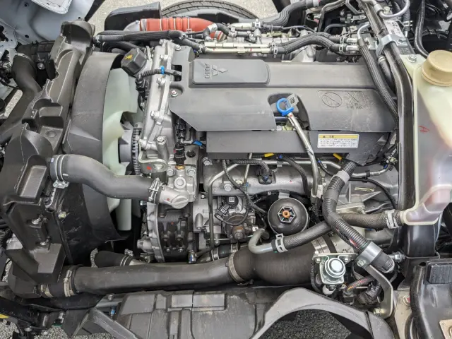 三菱 キャンター 2RG-FBAV0(2WD)の写真32