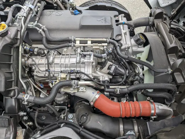 三菱 キャンター 2RG-FBAV0(2WD)の写真35