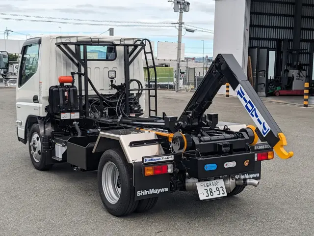 三菱 キャンター 2RG-FBAV0(2WD)の写真20