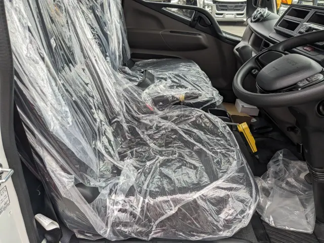 三菱 キャンター 2RG-FBAV0(2WD)の写真28