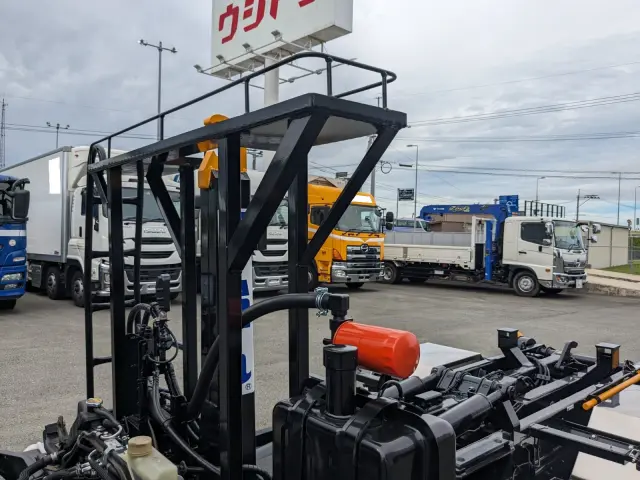 三菱 キャンター 2RG-FBAV0(2WD)の写真32