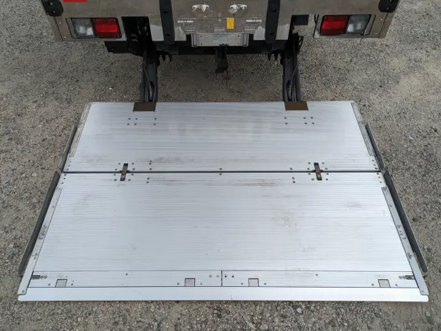 日野 レンジャー 2KG-FD2ABG(2WD)の写真14