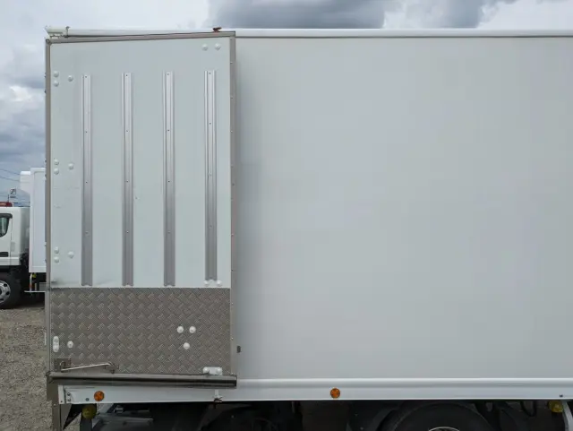 日野 レンジャー 2KG-FD2ABG(2WD)の写真33