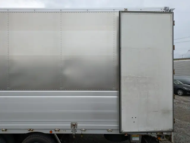 日野 プロフィア QKG-FW1EXBG(8x4)の写真19