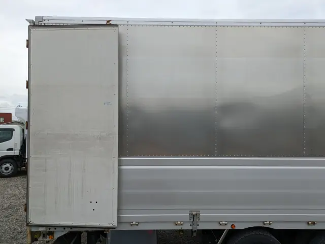 日野 プロフィア QKG-FW1EXBG(8x4)の写真28