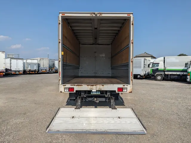 日野 レンジャー 2PG-FD2ABG(2WD)の写真11