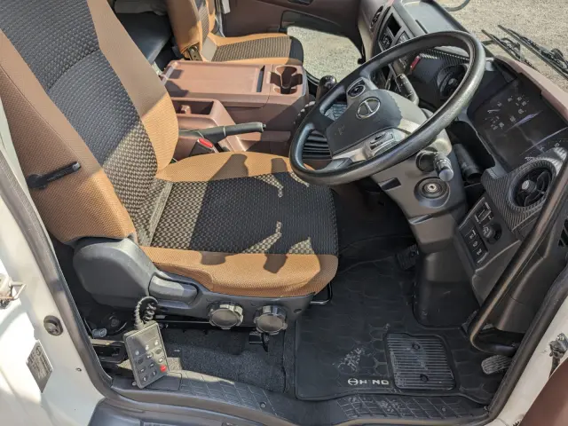 日野 レンジャー 2PG-FD2ABG(2WD)の写真39