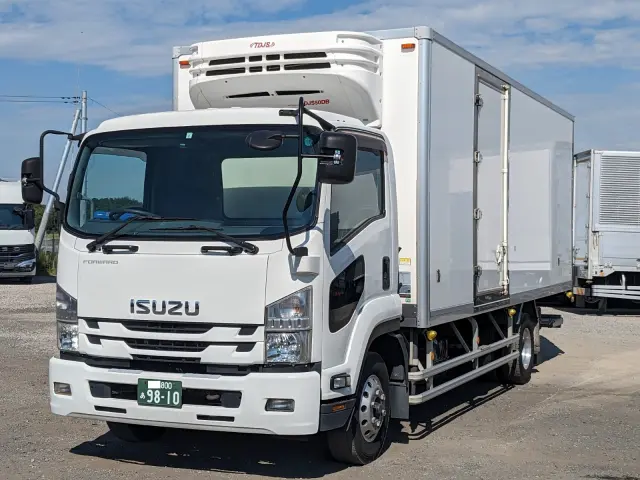 いすゞ フォワード TKG-FRR90S2(2WD)の写真1