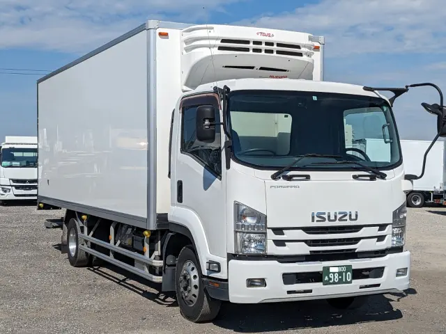 いすゞ フォワード TKG-FRR90S2(2WD)の写真3