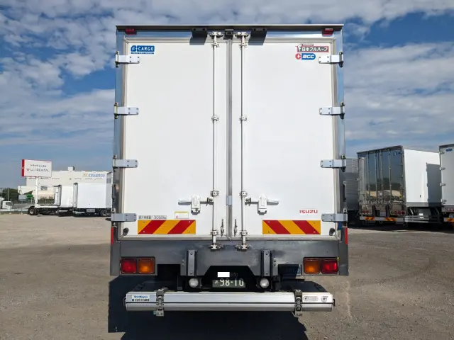 いすゞ フォワード TKG-FRR90S2(2WD)の写真6