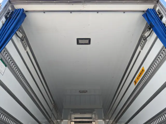 いすゞ フォワード TKG-FRR90S2(2WD)の写真16