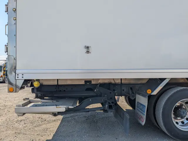 いすゞ フォワード TKG-FRR90S2(2WD)の写真35