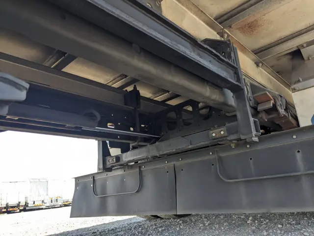 いすゞ フォワード TKG-FRR90S2(2WD)の写真36