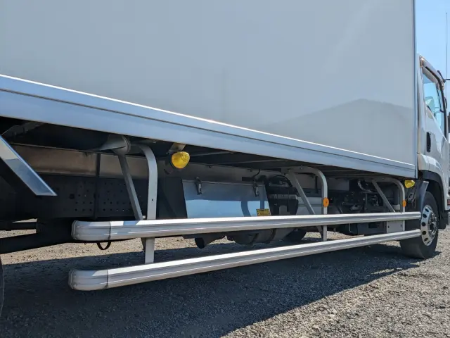 いすゞ フォワード TKG-FRR90S2(2WD)の写真38