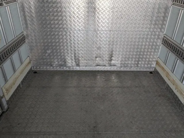 いすゞ フォワード TKG-FRR90S2(2WD)の写真17