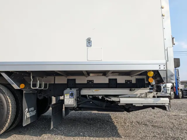 いすゞ フォワード TKG-FRR90S2(2WD)の写真25