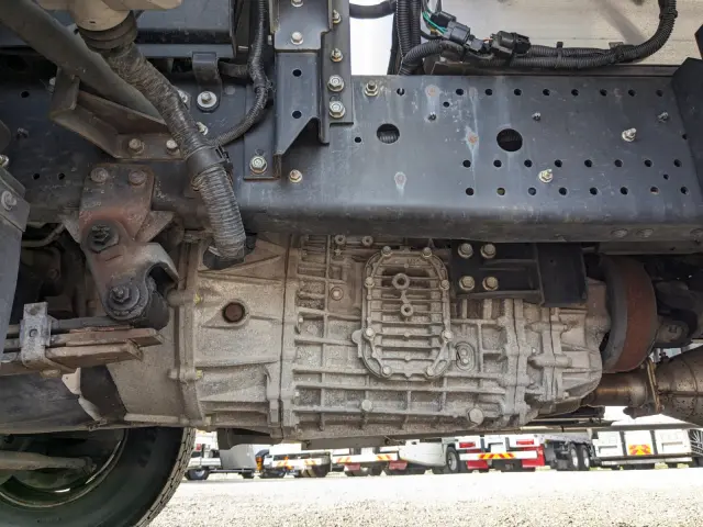 いすゞ フォワード TKG-FRR90S2(2WD)の写真28