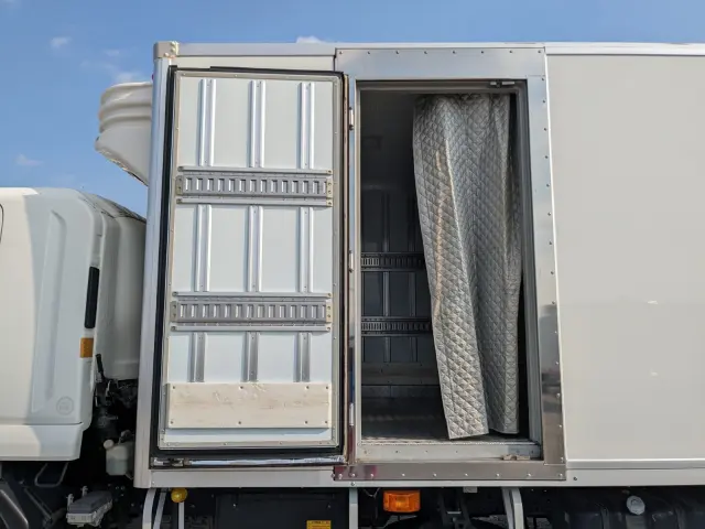 いすゞ フォワード TKG-FRR90S2(2WD)の写真30