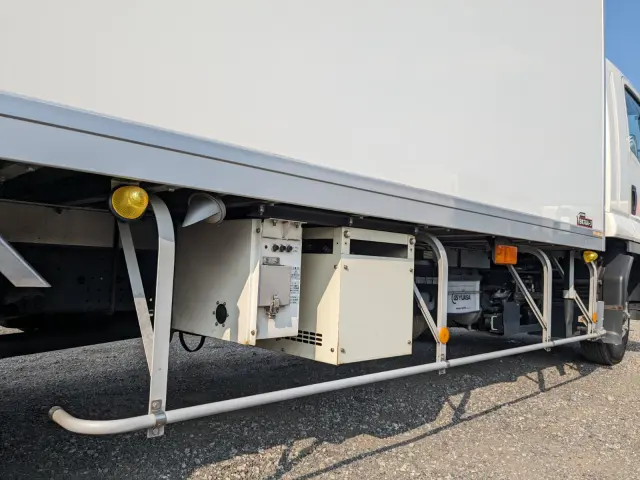 いすゞ フォワード TKG-FRR90S2(2WD)の写真36