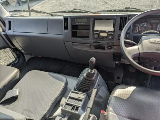 いすゞ フォワード TKG-FRR90S2(2WD)の写真41